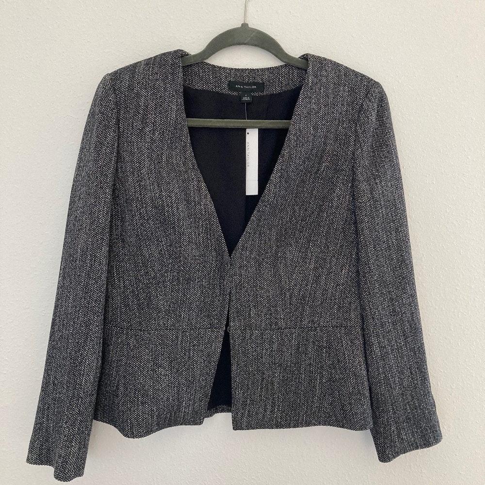 Ann Taylor Black/white Blazer